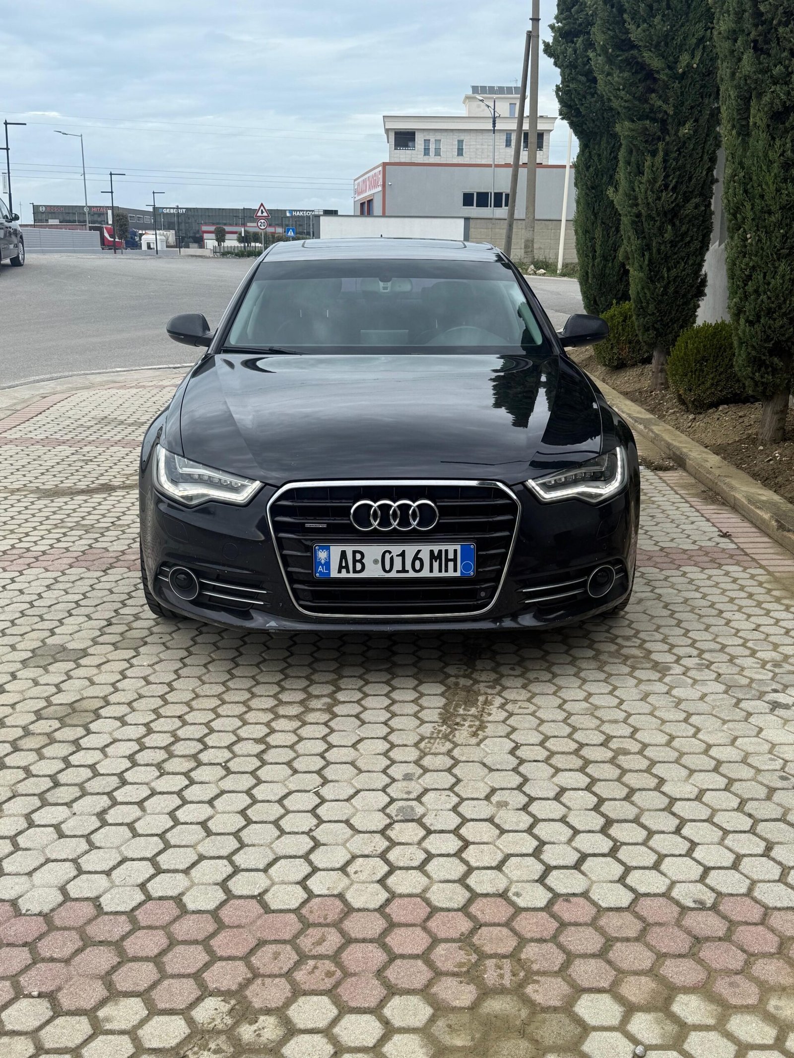 Luxury car rental Albania